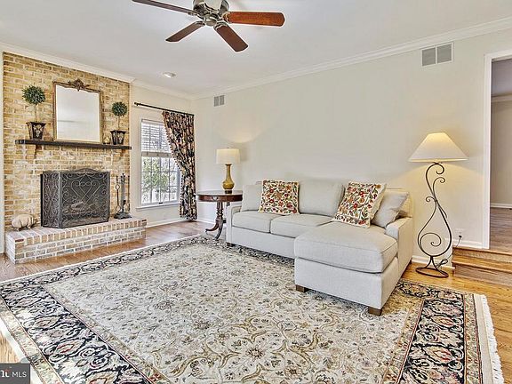 3rd image of 1846 Northbridge Ln