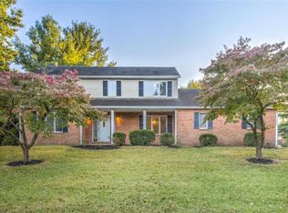 240 Sundew Dr, Belleville, IL 62221