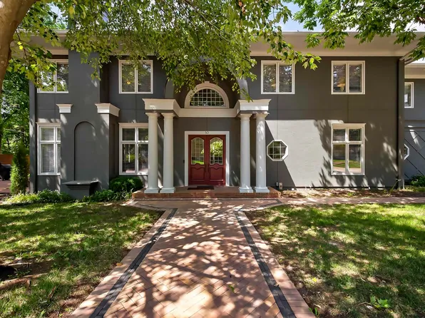 10 SW Westboro Pl, Topeka, KS 66604