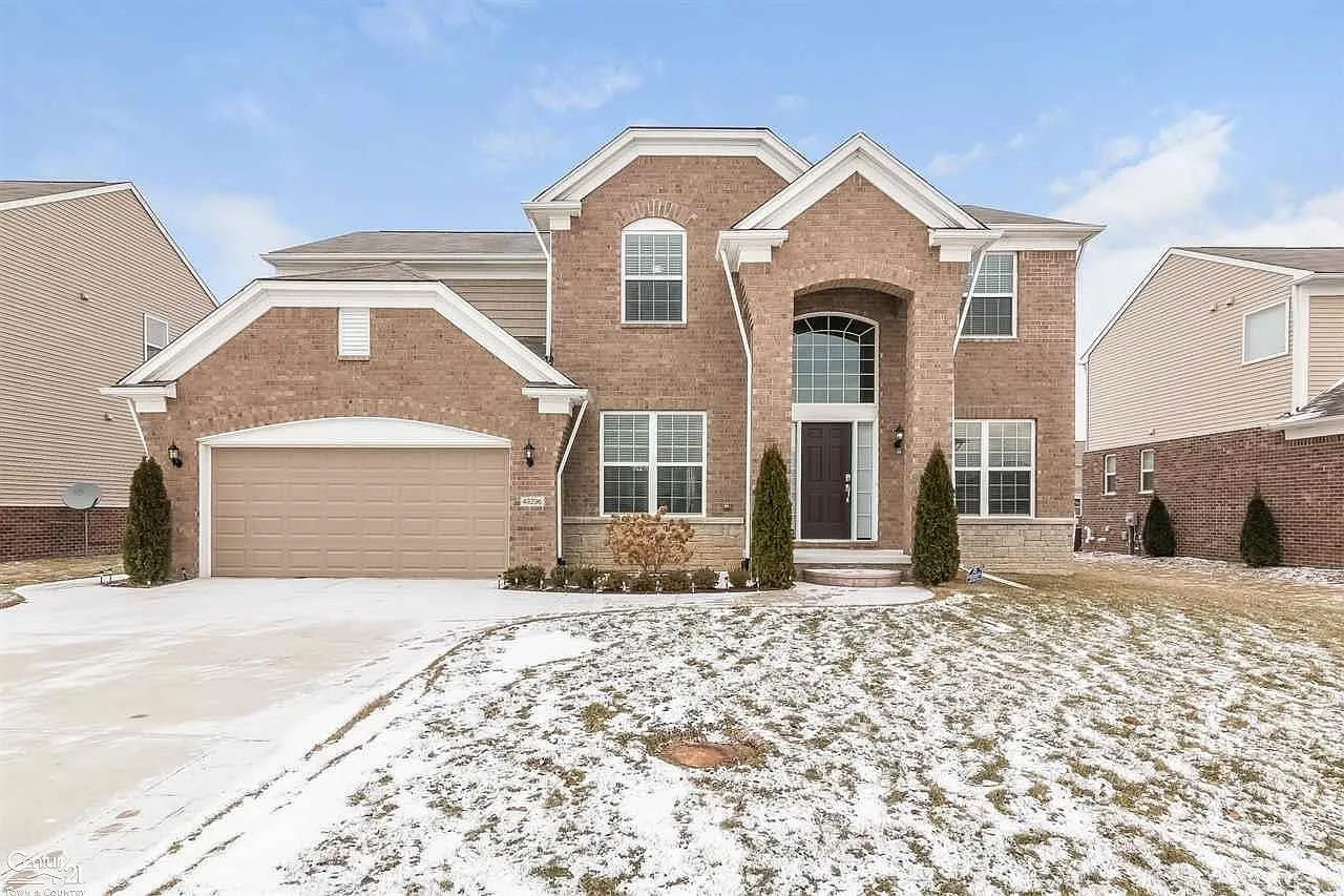 49296 Gracechurch Rd photo 1