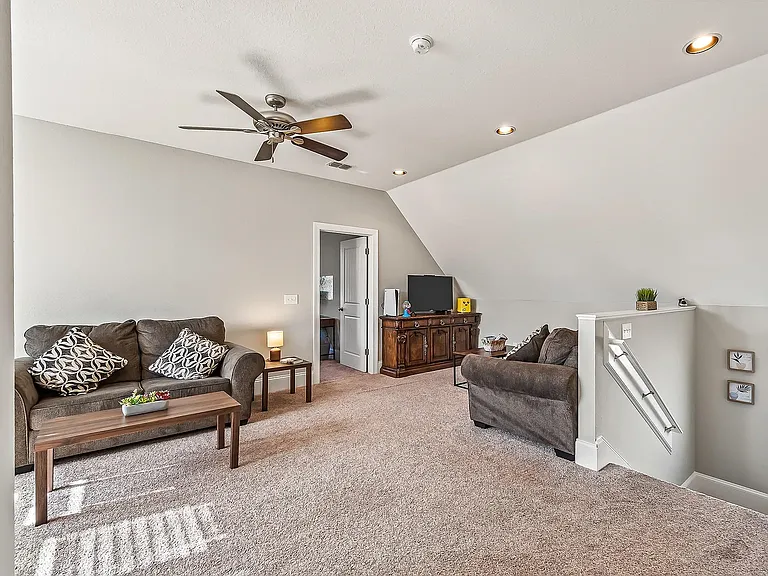 1690 Brush Hill Rd — Photo 18