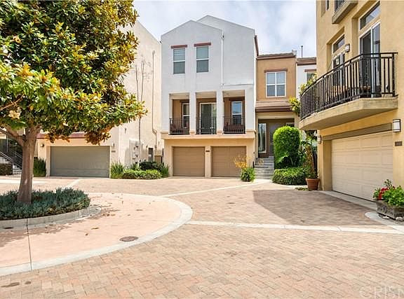 3rd image of 13019 Bluff Creek Dr #28