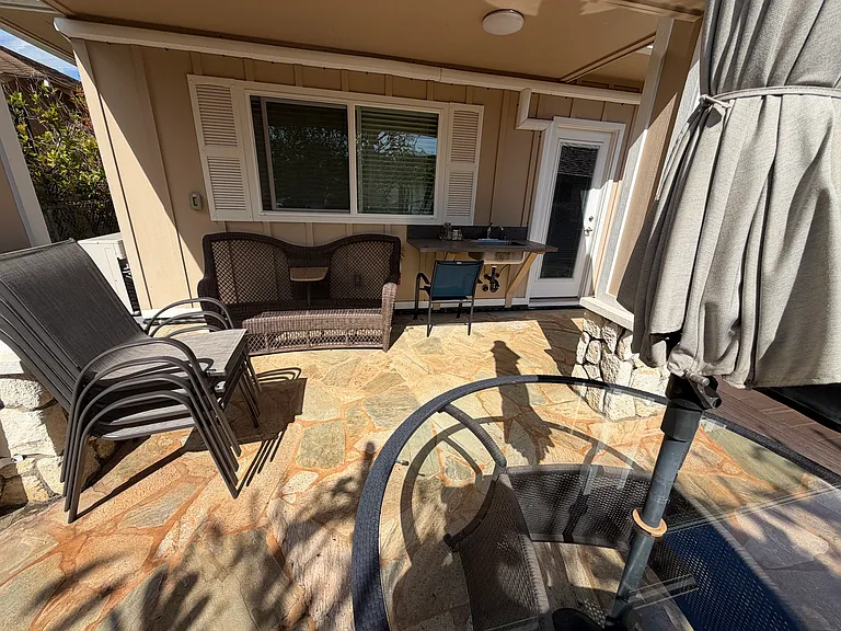 Dining area with sitting area