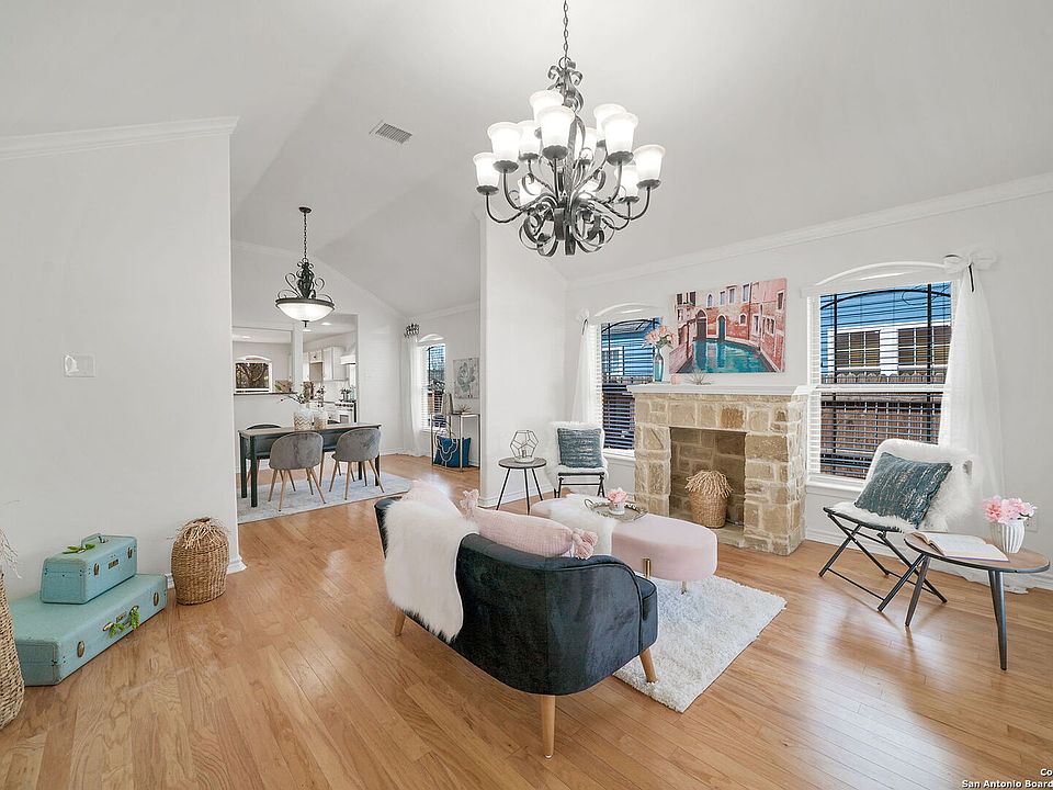 1st image of 1818 W SUMMIT AVE