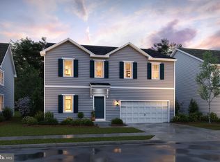 79 Thornton Ave, Ranson, WV 25438