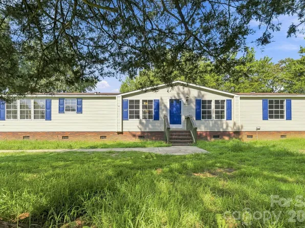 30489 Almond Dr, Albemarle, NC 28001