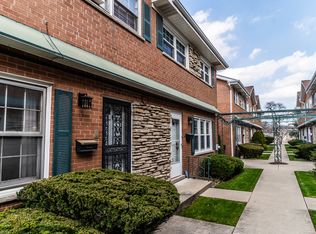 4558 N Milwaukee Ave APT F, Chicago, IL 60630