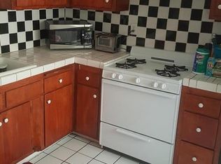 5476 Linden Ave APT 2, Long Beach, CA 90805