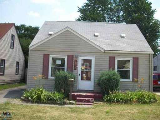 2nd image of 28232 Schram St
