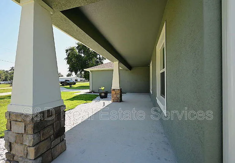 4435 Lake Hancock Rd — Photo 5