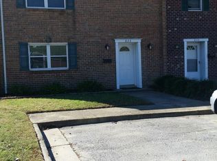 833 Cathedral Dr, Virginia Beach, VA 23455