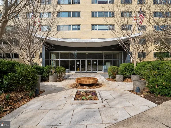 4600 Connecticut Ave NW APT 930, Washington, DC 20008