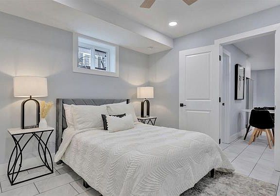 5th image of 413 Ingraham St NW #2
