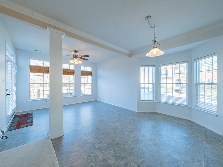 4000 Alder Grove Ln — Photo 9