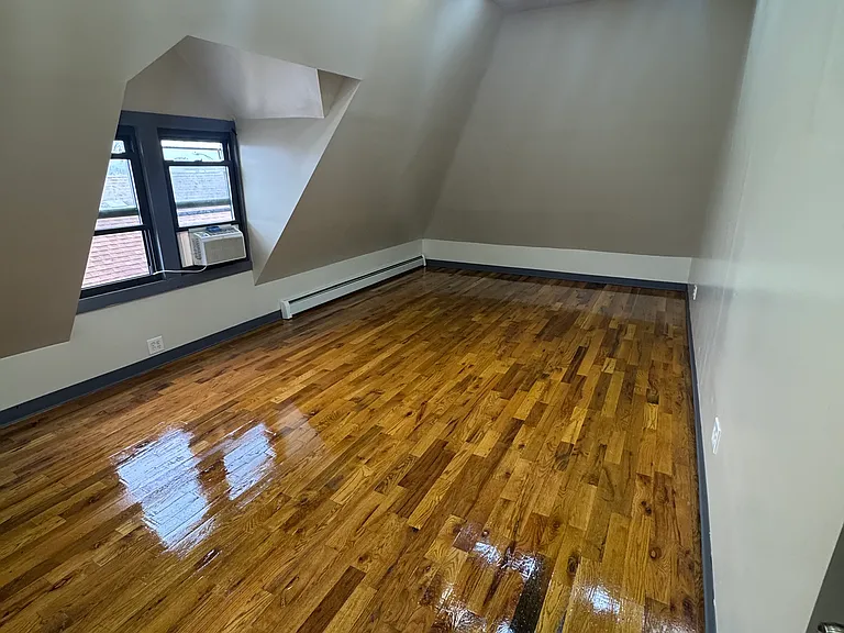 425 Park Ave #3 — Photo 13