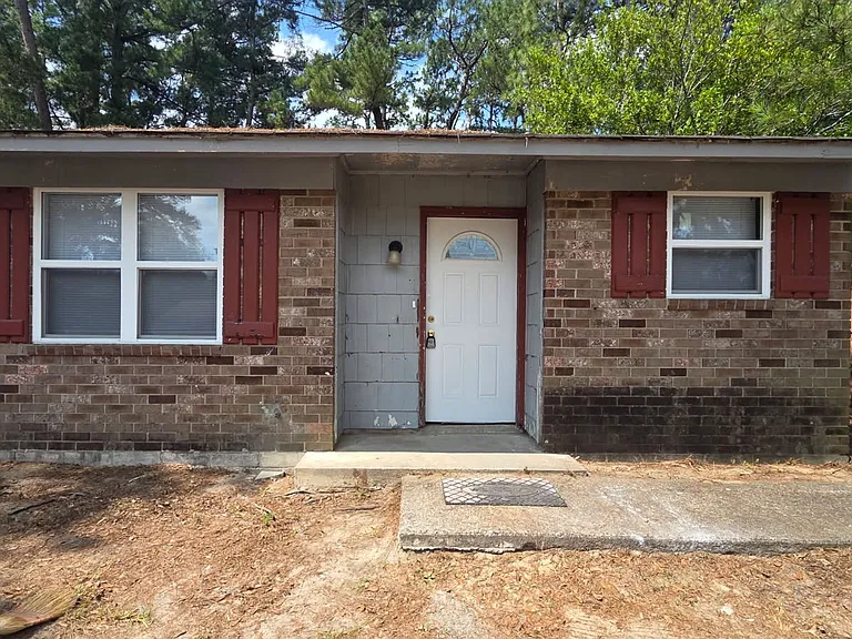 2873B Glenn Hills Cir — Photo 1