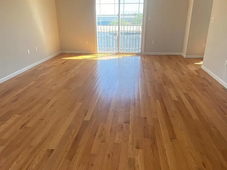 710 Court St — Photo 2