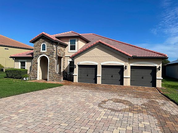 2nd image of 433 Terravista Pl