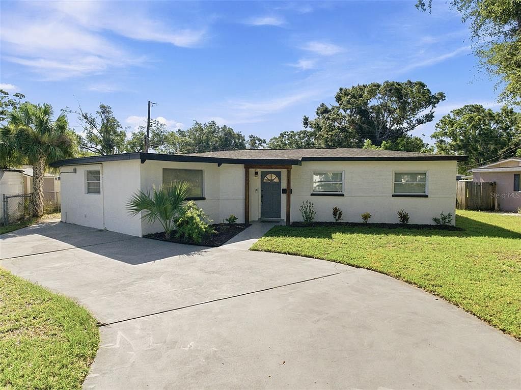 chie♥️ 7017 20TH STREET N, Saint Petersburg, FL 33702 | MLS #TB8517484