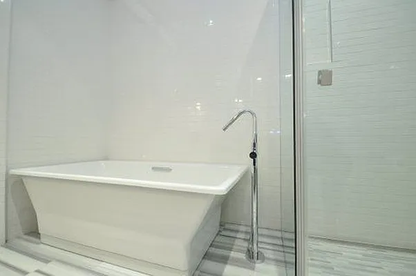 Rented by Compass | media 13