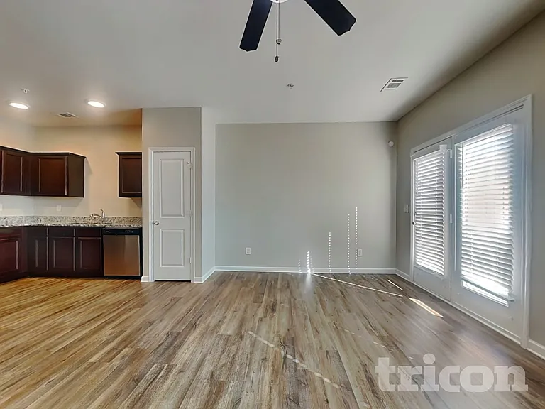 11877 Fuller St — Photo 3