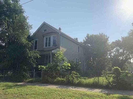 1st image of 6923 S Parnell Ave