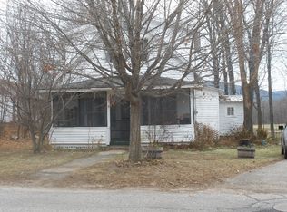 51 Main St, Tamworth, NH 03886