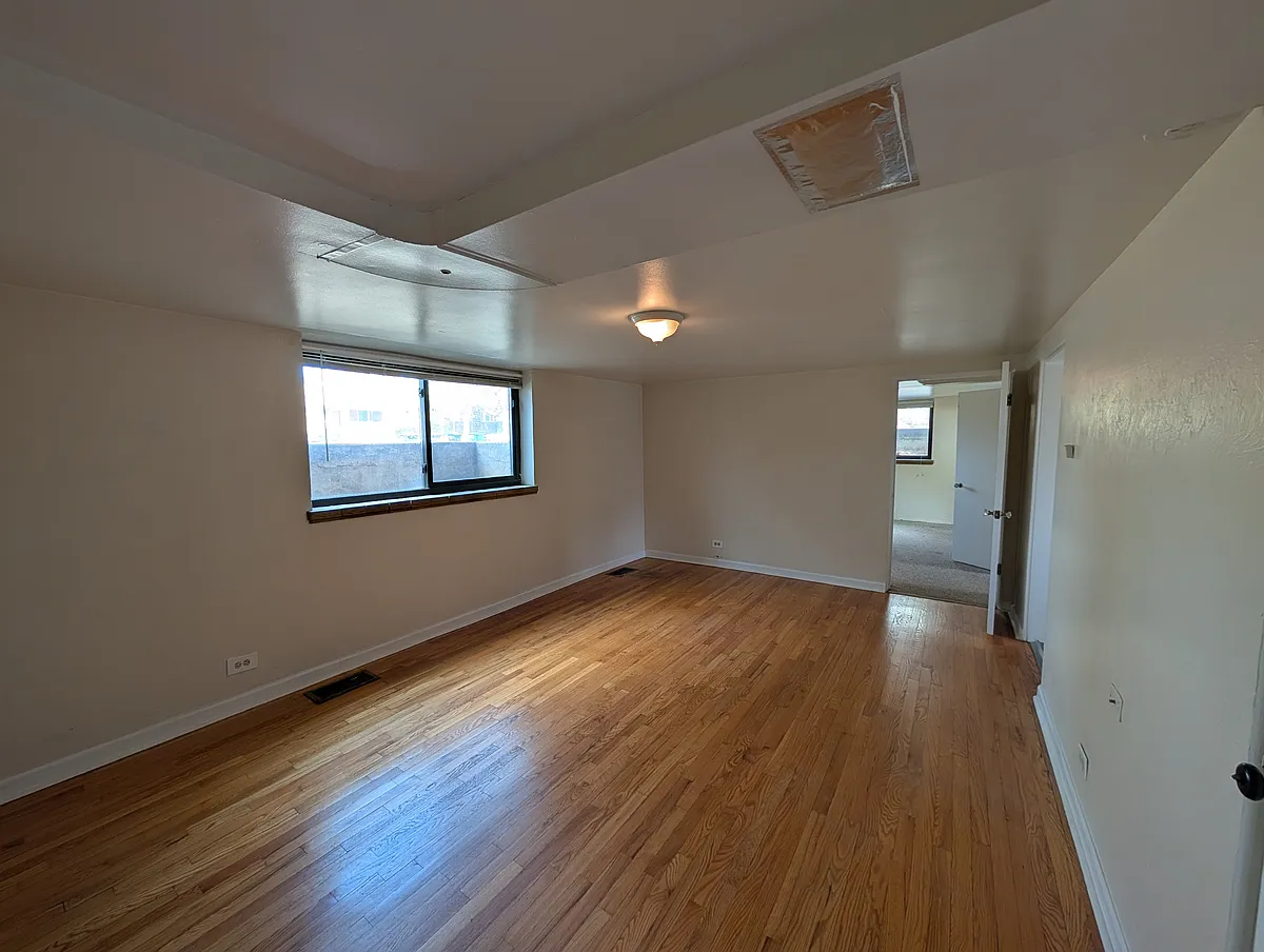 Building Photo - 1530 Kearney St #6