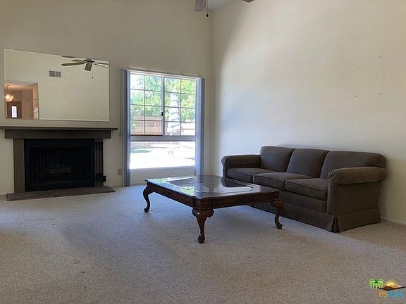 4th image of 4060 E Mesquite Ave