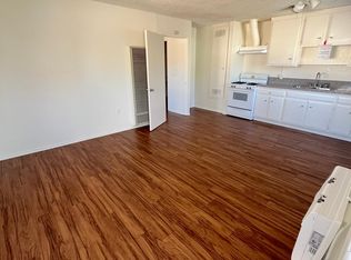 656 4th St #2, San Fernando, CA 91340