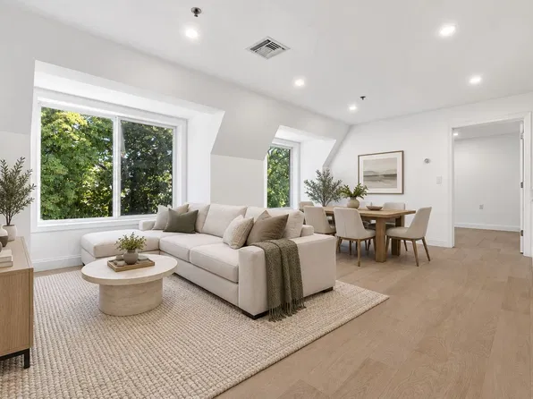 332 Jamaicaway APT 403, Jamaica Plain, MA 02130