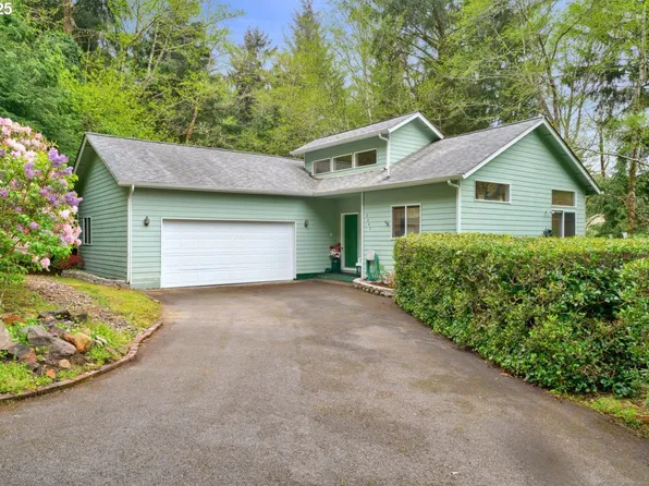 3347 31st St, Florence, OR 97439