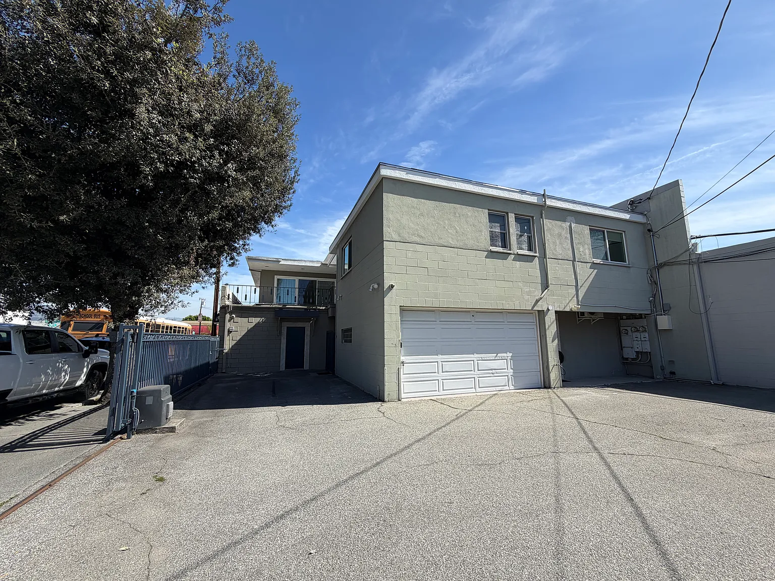 2 bed, 2303 sqft, $3,950 — Photo 1