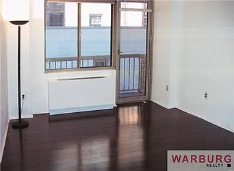 Rented by Warburg