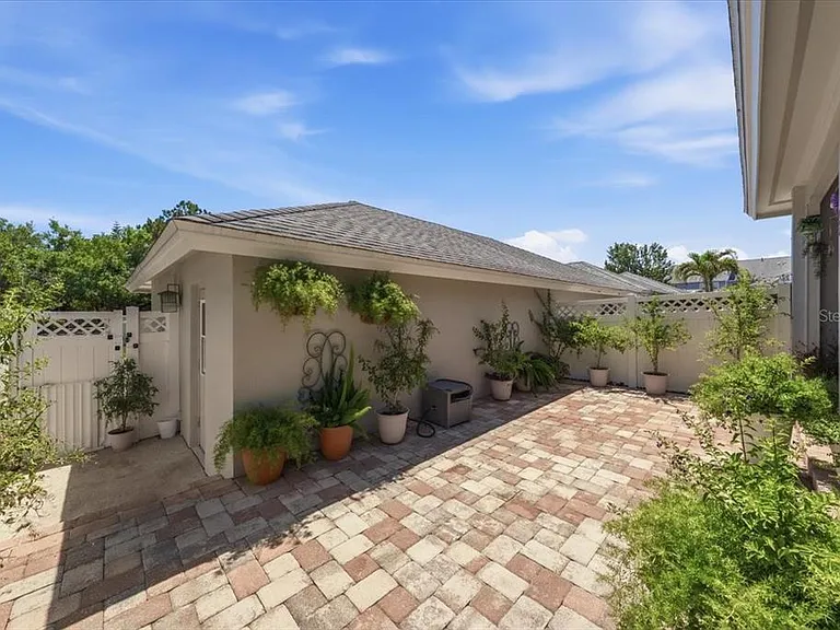 9606 Royce Dr — Photo 22