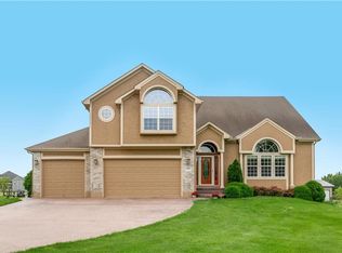 13011 S Alley Jackson Rd, Lees Summit, MO 64086