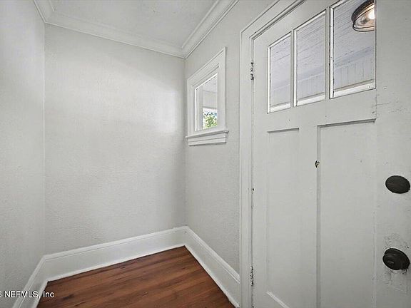 4th image of 1527 NALDO Avenue