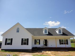 8 Williams Rd, Manchester, TN 37355