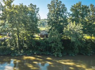 22760 Private Drive 9002, Saint James, MO 65529