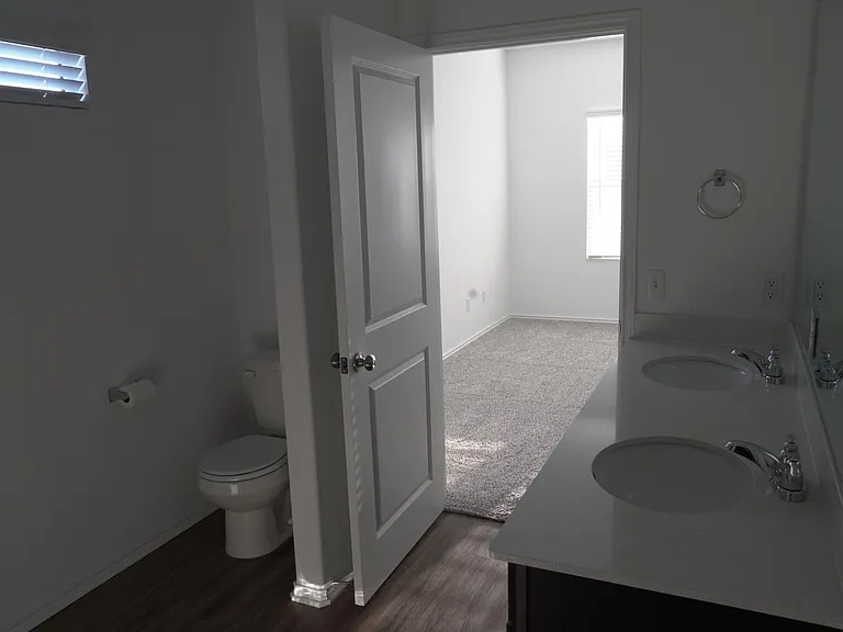 1432 Weatherford Ln — Photo 24