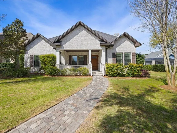268 Champion Ct, Destin, FL 32541