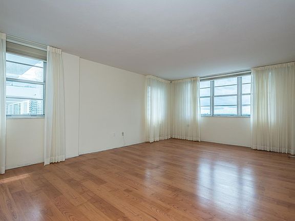 3rd image of 5825 Collins Ave APT 9A