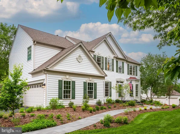 23 Saddlebrook Ln, Phoenixville, PA 19460