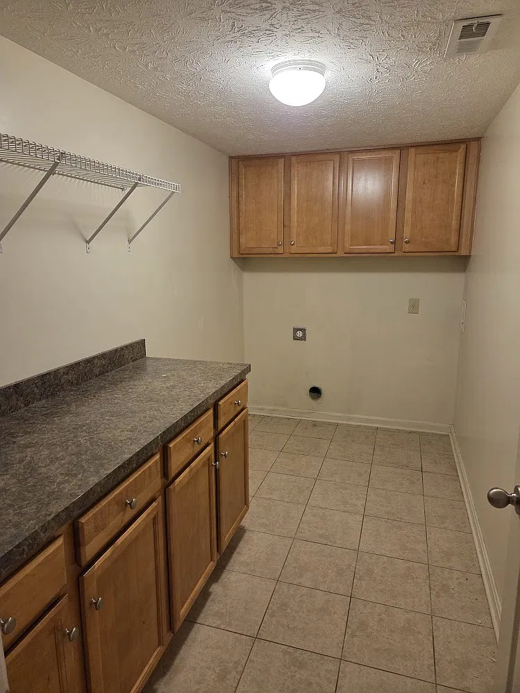 2 bed, 1247 sqft, $1,350 — Photo 1