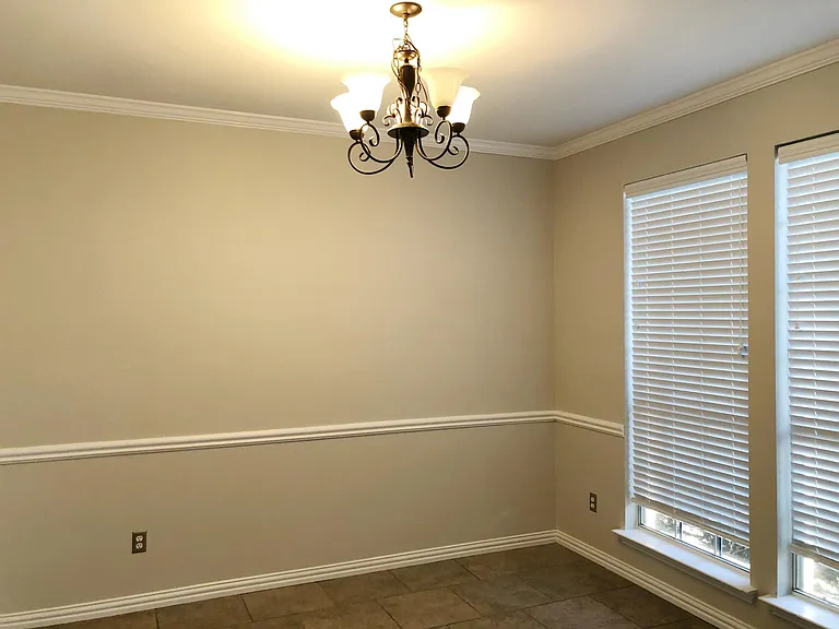 6417 Calloway Dr — Photo 4