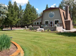 17277 Willow Ct, Bend, OR 97707