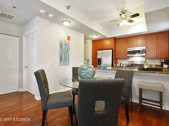 3rd image of 1158 N Cleveland Ave #107