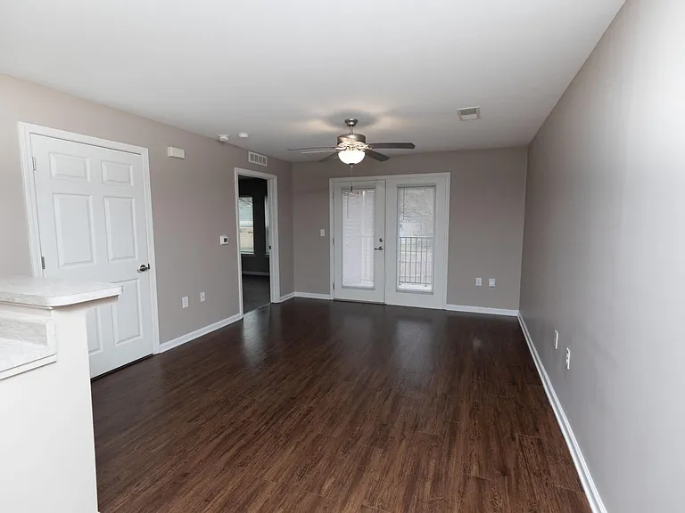 Highland Terrace I — Photo 7