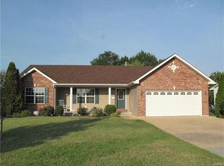 516 Sunshine Dr, Festus, MO 63028