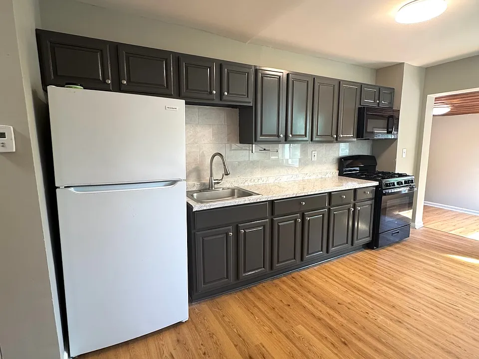 4 Norwood St #5